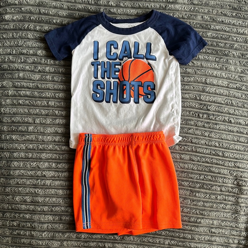 Boys basketball shorts set Carters 2T